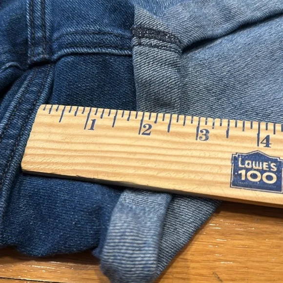 Old Navy women’s high rise wow Jean shorts size 22. - Picture 6 of 9